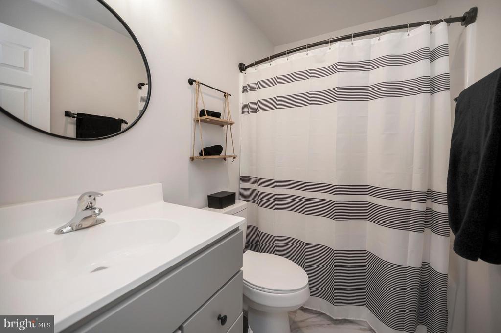 708 EASTOVER PKWY, LOCUST GROVE, Virginia 22508, 4 Bedrooms Bedrooms, ,3 BathroomsBathrooms,Residential,708 EASTOVER PKWY,VAOR2014226 MLS # VAOR2014226 708 EASTOVER PKWY, LOCUST GROVE, Virginia 22508, 4 Bedrooms Bedrooms, ,3 BathroomsBathrooms,Residential,708 EASTOVER PKWY,VAOR2014226 MLS # VAOR2014226