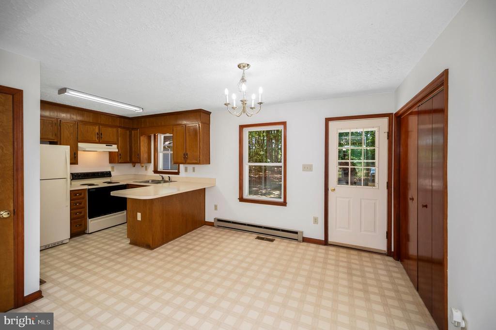34991 CONSTITUTION HWY, LOCUST GROVE, Virginia 22508, 3 Bedrooms Bedrooms, ,2 BathroomsBathrooms,Residential,34991 CONSTITUTION HWY,VAOR2014326 MLS # VAOR2014326 34991 CONSTITUTION HWY, LOCUST GROVE, Virginia 22508, 3 Bedrooms Bedrooms, ,2 BathroomsBathrooms,Residential,34991 CONSTITUTION HWY,VAOR2014326 MLS # VAOR2014326