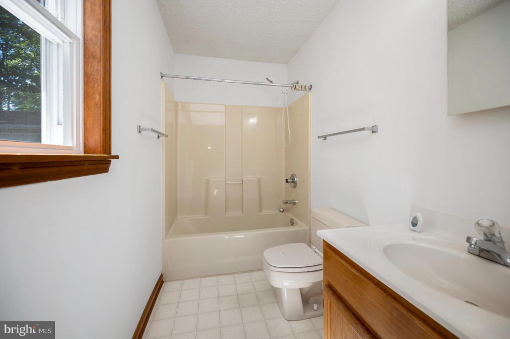 34991 CONSTITUTION HWY, LOCUST GROVE, Virginia 22508, 3 Bedrooms Bedrooms, ,2 BathroomsBathrooms,Residential,34991 CONSTITUTION HWY,VAOR2014326 MLS # VAOR2014326 34991 CONSTITUTION HWY, LOCUST GROVE, Virginia 22508, 3 Bedrooms Bedrooms, ,2 BathroomsBathrooms,Residential,34991 CONSTITUTION HWY,VAOR2014326 MLS # VAOR2014326