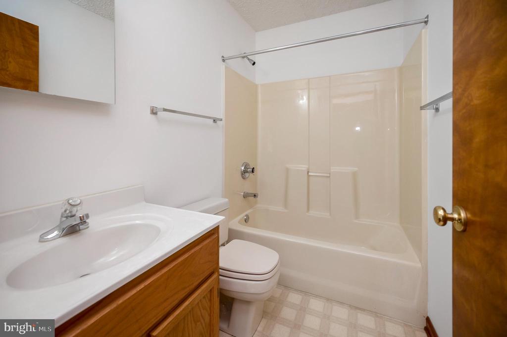 34991 CONSTITUTION HWY, LOCUST GROVE, Virginia 22508, 3 Bedrooms Bedrooms, ,2 BathroomsBathrooms,Residential,34991 CONSTITUTION HWY,VAOR2014326 MLS # VAOR2014326 34991 CONSTITUTION HWY, LOCUST GROVE, Virginia 22508, 3 Bedrooms Bedrooms, ,2 BathroomsBathrooms,Residential,34991 CONSTITUTION HWY,VAOR2014326 MLS # VAOR2014326