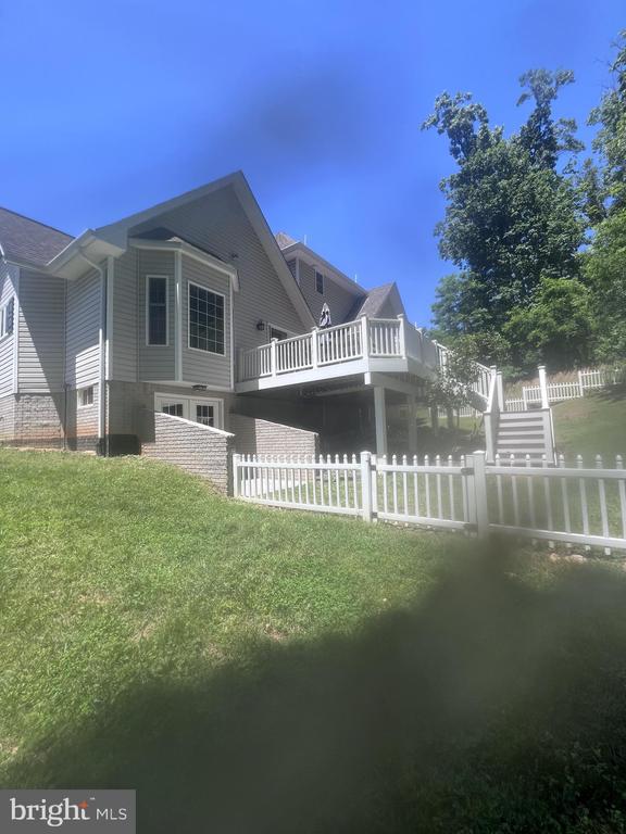 6743 BREEZY DR, WARRENTON, Virginia 20187, 4 Bedrooms Bedrooms, ,4 BathroomsBathrooms,Residential,6743 BREEZY DR,VAFQ2022394 MLS # VAFQ2022394