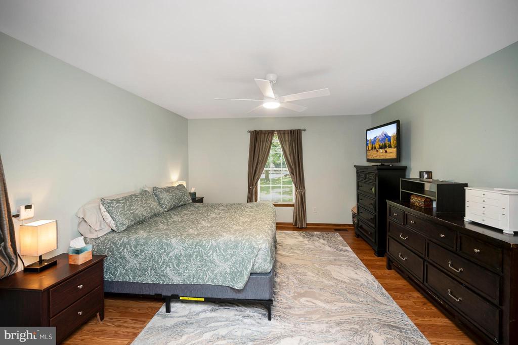 124 REPUBLIC AVE, LOCUST GROVE, Virginia 22508, 3 Bedrooms Bedrooms, ,2 BathroomsBathrooms,Residential,124 REPUBLIC AVE,VAOR2014222 MLS # VAOR2014222
