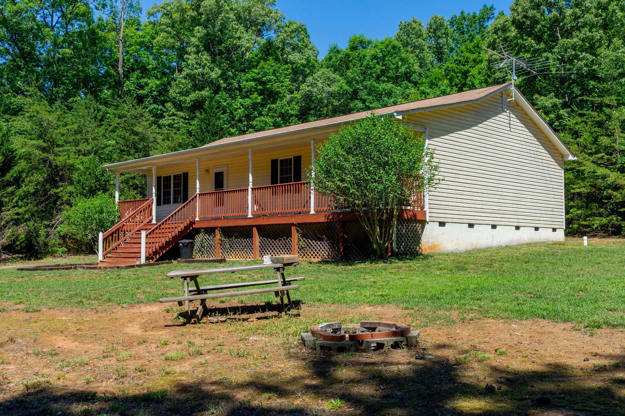 367 TALL PINES DR, MINERAL, Virginia 23117, 3 Bedrooms Bedrooms, ,2 BathroomsBathrooms,Residential,367 TALL PINES DR,VALA2009992 MLS # VALA2009992 367 TALL PINES DR, MINERAL, Virginia 23117, 3 Bedrooms Bedrooms, ,2 BathroomsBathrooms,Residential,367 TALL PINES DR,VALA2009992 MLS # VALA2009992