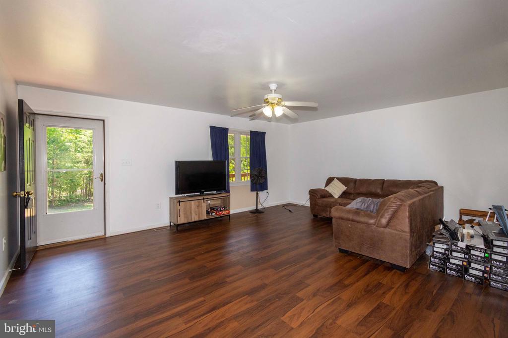 367 TALL PINES DR, MINERAL, Virginia 23117, 3 Bedrooms Bedrooms, ,2 BathroomsBathrooms,Residential,367 TALL PINES DR,VALA2009992 MLS # VALA2009992 367 TALL PINES DR, MINERAL, Virginia 23117, 3 Bedrooms Bedrooms, ,2 BathroomsBathrooms,Residential,367 TALL PINES DR,VALA2009992 MLS # VALA2009992