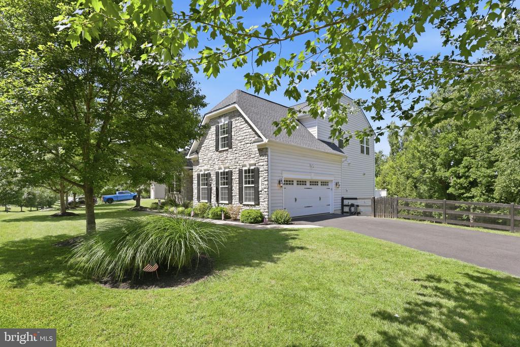 8046 SIDE HILL DR, WARRENTON, Virginia 20187, 5 Bedrooms Bedrooms, ,3 BathroomsBathrooms,Residential,8046 SIDE HILL DR,VAFQ2022334 MLS # VAFQ2022334