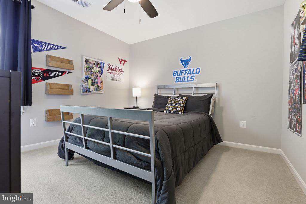 8046 SIDE HILL DR, WARRENTON, Virginia 20187, 5 Bedrooms Bedrooms, ,3 BathroomsBathrooms,Residential,8046 SIDE HILL DR,VAFQ2022334 MLS # VAFQ2022334