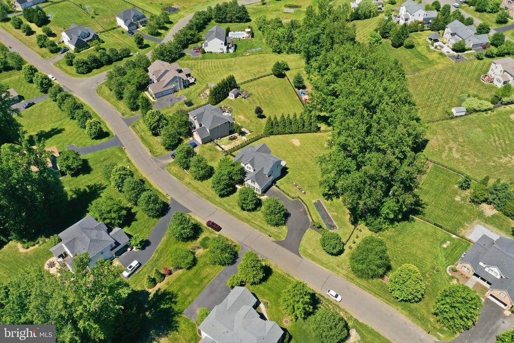 8046 SIDE HILL DR, WARRENTON, Virginia 20187, 5 Bedrooms Bedrooms, ,3 BathroomsBathrooms,Residential,8046 SIDE HILL DR,VAFQ2022334 MLS # VAFQ2022334