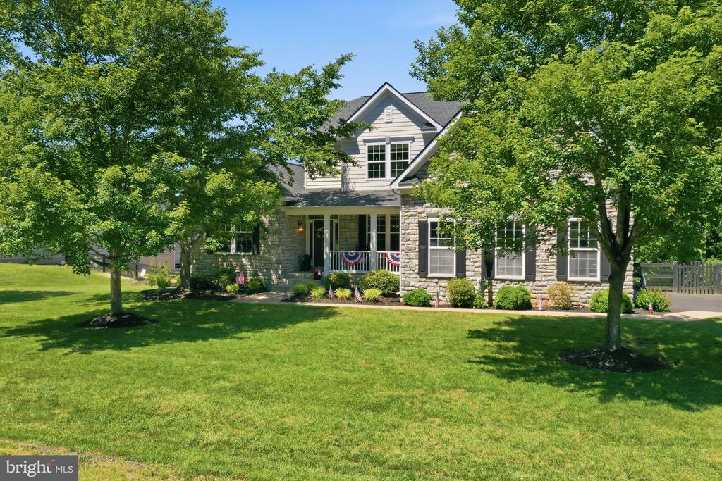 8046 SIDE HILL DR, WARRENTON, Virginia 20187, 5 Bedrooms Bedrooms, ,3 BathroomsBathrooms,Residential,8046 SIDE HILL DR,VAFQ2022334 MLS # VAFQ2022334