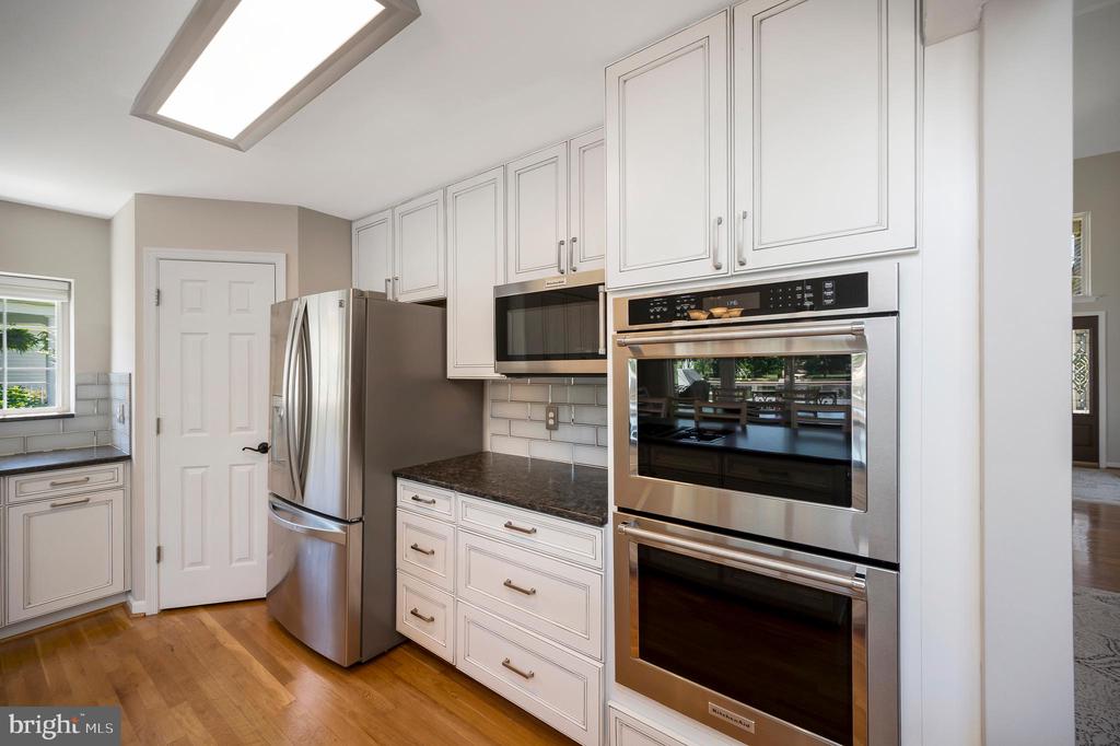 110 LEE CIR, LOCUST GROVE, Virginia 22508, 5 Bedrooms Bedrooms, ,4 BathroomsBathrooms,Residential,110 LEE CIR,VAOR2014346 MLS # VAOR2014346