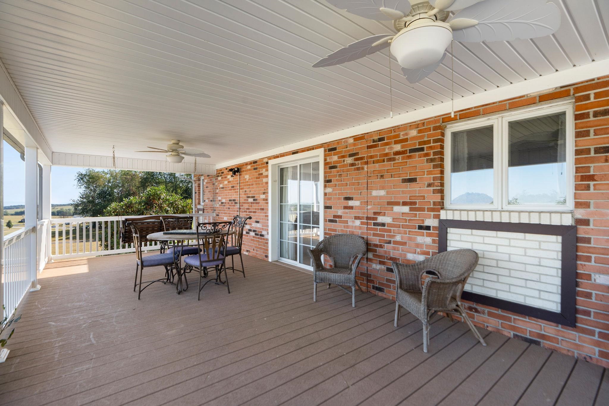 5323 LEE JACKSON HWY, GREENVILLE, Virginia 24440, 4 Bedrooms Bedrooms, ,2 BathroomsBathrooms,Residential,5323 LEE JACKSON HWY,678025 MLS # 678025