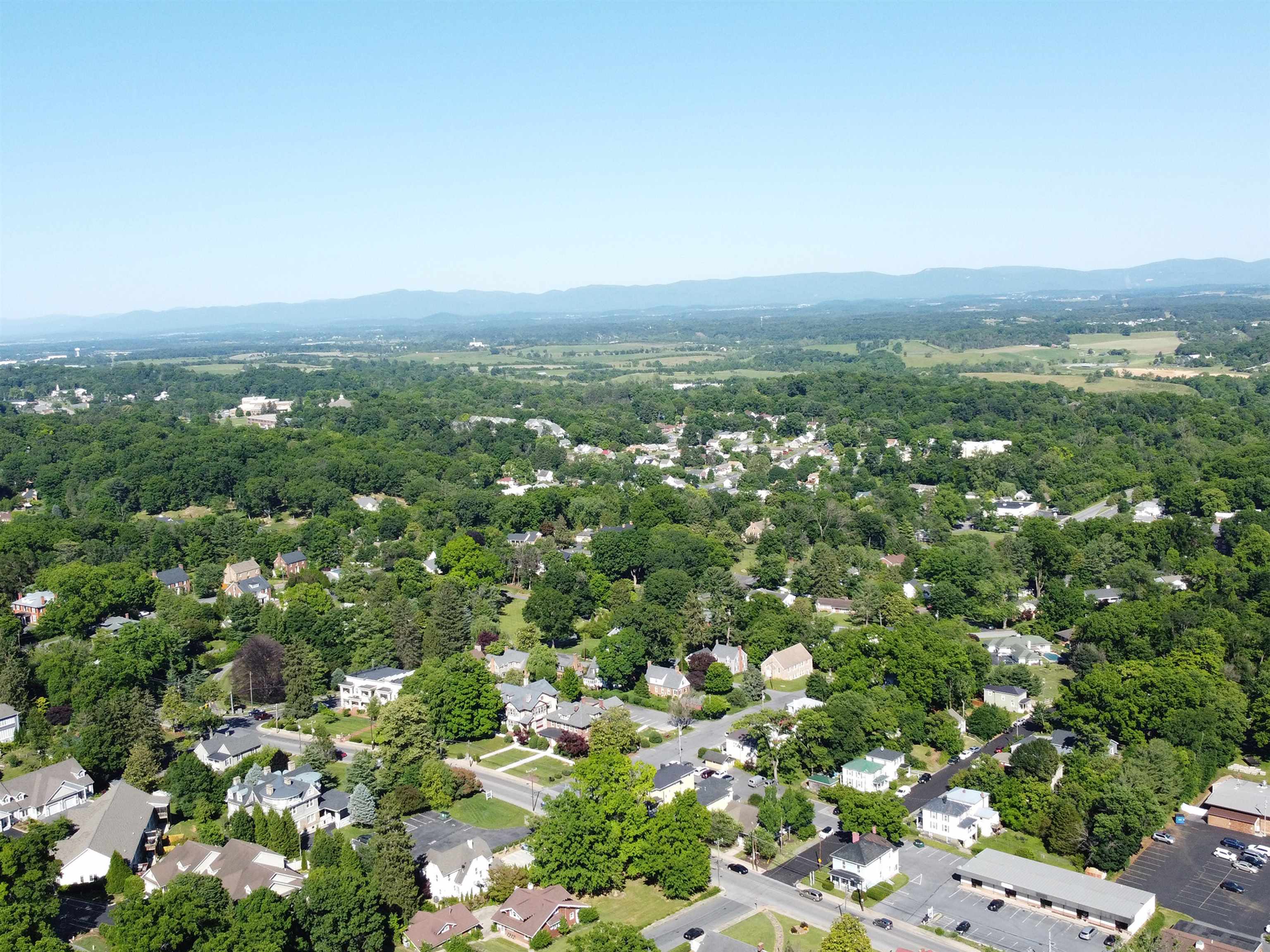 215 VIRGINIA AVE, STAUNTON, Virginia 24401, 2 Bedrooms Bedrooms, ,2 BathroomsBathrooms,Residential,215 VIRGINIA AVE,678027 MLS # 678027 215 VIRGINIA AVE, STAUNTON, Virginia 24401, 2 Bedrooms Bedrooms, ,2 BathroomsBathrooms,Residential,215 VIRGINIA AVE,678027 MLS # 678027