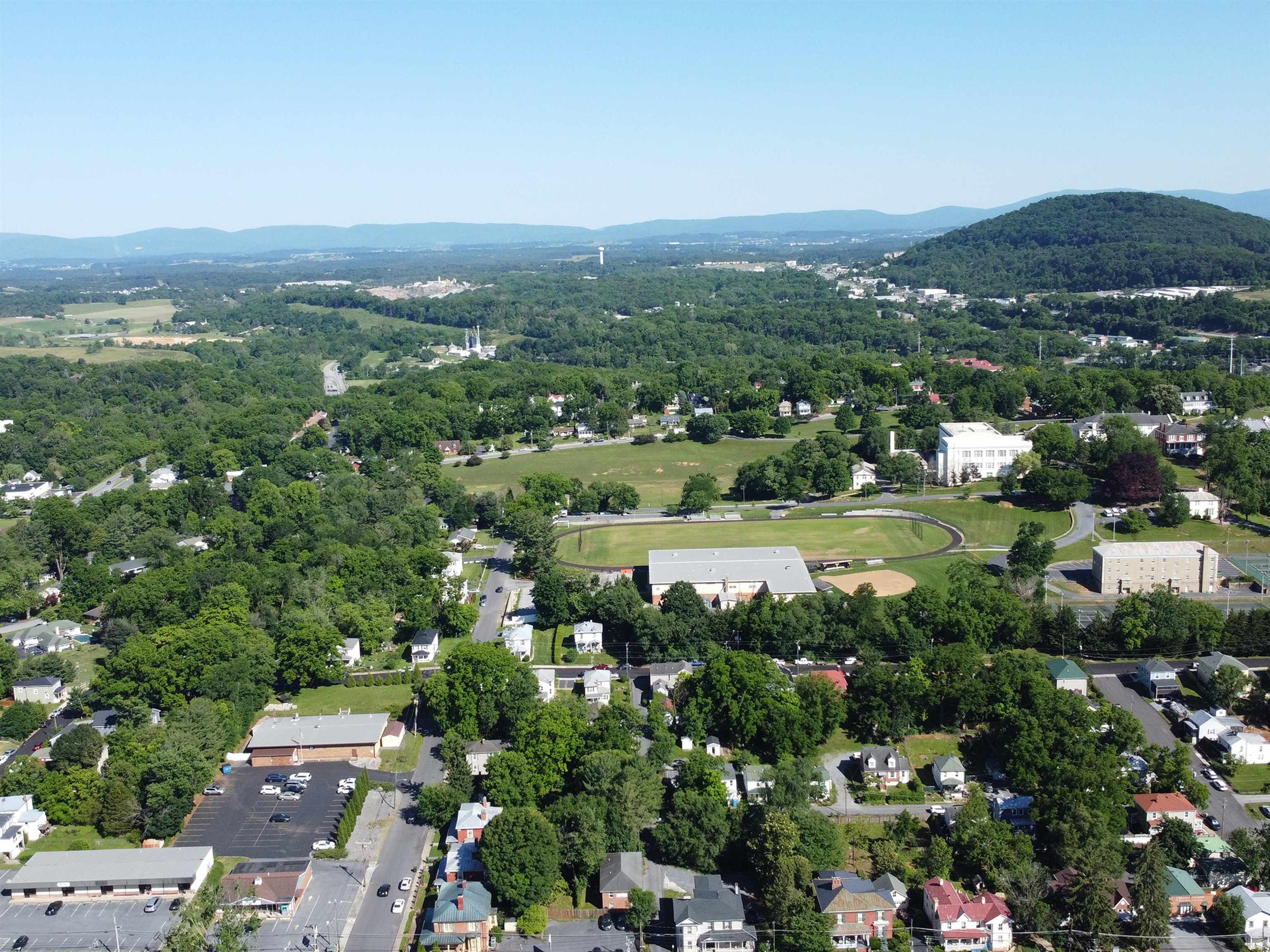 215 VIRGINIA AVE, STAUNTON, Virginia 24401, 2 Bedrooms Bedrooms, ,2 BathroomsBathrooms,Residential,215 VIRGINIA AVE,678027 MLS # 678027 215 VIRGINIA AVE, STAUNTON, Virginia 24401, 2 Bedrooms Bedrooms, ,2 BathroomsBathrooms,Residential,215 VIRGINIA AVE,678027 MLS # 678027