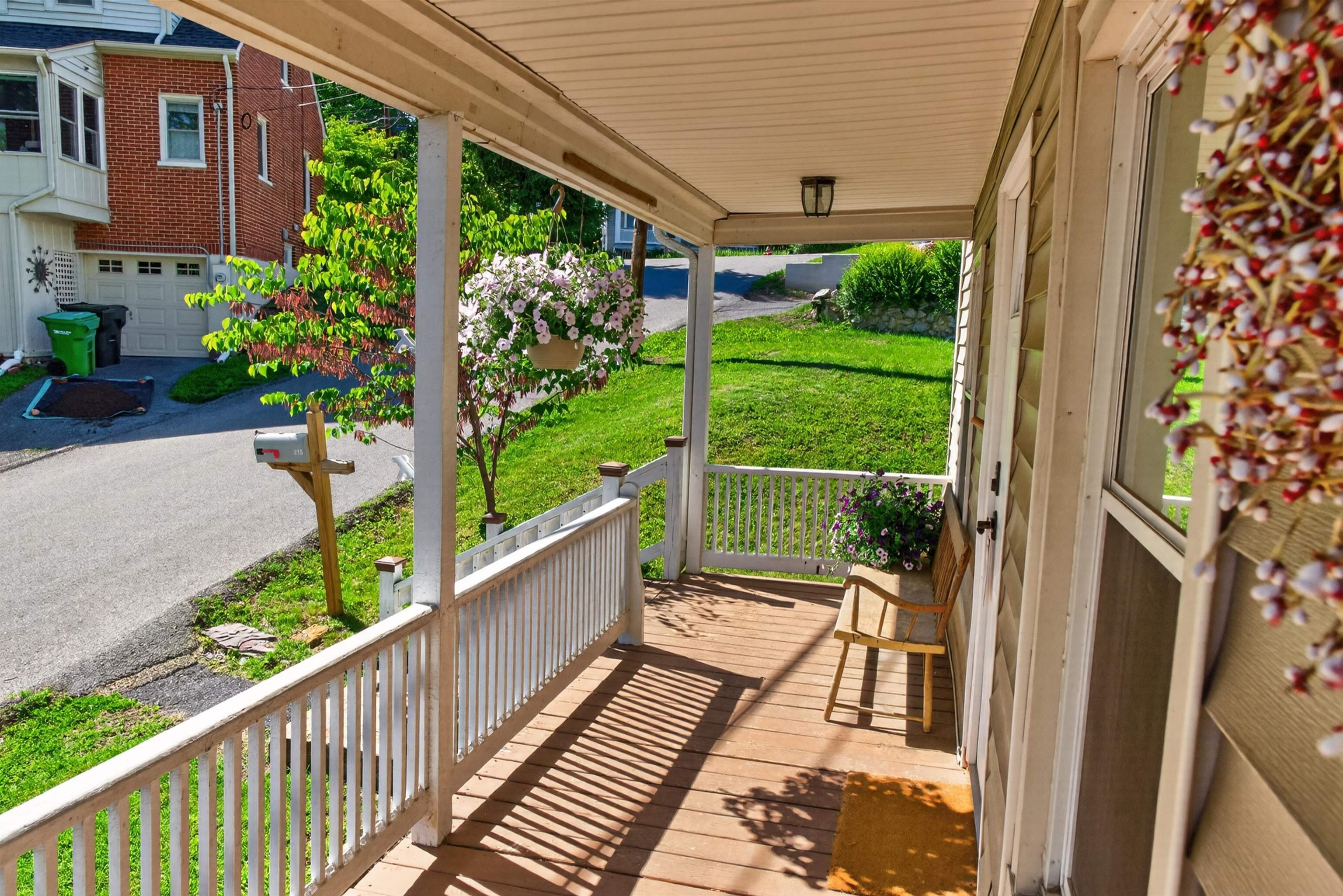 215 VIRGINIA AVE, STAUNTON, Virginia 24401, 2 Bedrooms Bedrooms, ,2 BathroomsBathrooms,Residential,215 VIRGINIA AVE,678027 MLS # 678027 215 VIRGINIA AVE, STAUNTON, Virginia 24401, 2 Bedrooms Bedrooms, ,2 BathroomsBathrooms,Residential,215 VIRGINIA AVE,678027 MLS # 678027