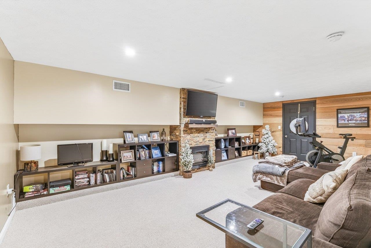 119 BURNERS CIR, MCGAHEYSVILLE, Virginia 22840, 5 Bedrooms Bedrooms, ,3 BathroomsBathrooms,Residential,119 BURNERS CIR,678033 MLS # 678033 119 BURNERS CIR, MCGAHEYSVILLE, Virginia 22840, 5 Bedrooms Bedrooms, ,3 BathroomsBathrooms,Residential,119 BURNERS CIR,678033 MLS # 678033