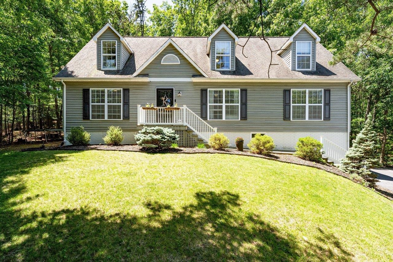 119 BURNERS CIR, MCGAHEYSVILLE, Virginia 22840, 5 Bedrooms Bedrooms, ,3 BathroomsBathrooms,Residential,119 BURNERS CIR,678033 MLS # 678033 119 BURNERS CIR, MCGAHEYSVILLE, Virginia 22840, 5 Bedrooms Bedrooms, ,3 BathroomsBathrooms,Residential,119 BURNERS CIR,678033 MLS # 678033