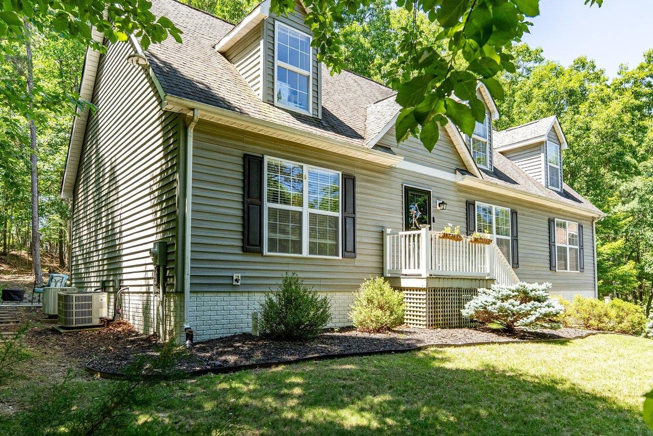 119 BURNERS CIR, MCGAHEYSVILLE, Virginia 22840, 5 Bedrooms Bedrooms, ,3 BathroomsBathrooms,Residential,119 BURNERS CIR,678033 MLS # 678033 119 BURNERS CIR, MCGAHEYSVILLE, Virginia 22840, 5 Bedrooms Bedrooms, ,3 BathroomsBathrooms,Residential,119 BURNERS CIR,678033 MLS # 678033