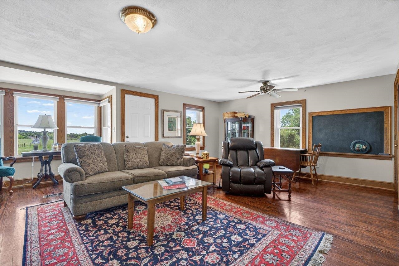 3398 OLD THIRTY THREE RD, ROCKINGHAM, Virginia 22801, 5 Bedrooms Bedrooms, ,3 BathroomsBathrooms,Residential,3398 OLD THIRTY THREE RD,678034 MLS # 678034 3398 OLD THIRTY THREE RD, ROCKINGHAM, Virginia 22801, 5 Bedrooms Bedrooms, ,3 BathroomsBathrooms,Residential,3398 OLD THIRTY THREE RD,678034 MLS # 678034