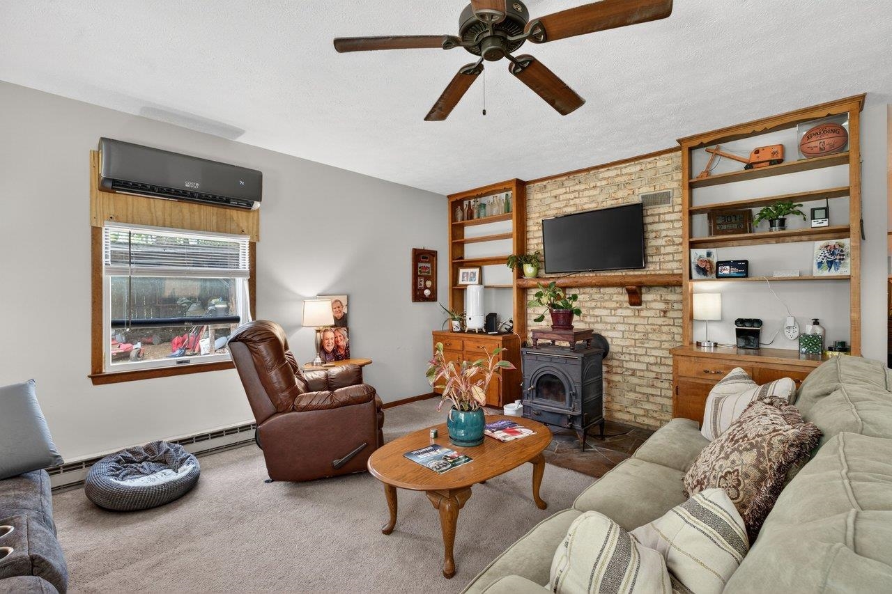 3398 OLD THIRTY THREE RD, ROCKINGHAM, Virginia 22801, 5 Bedrooms Bedrooms, ,3 BathroomsBathrooms,Residential,3398 OLD THIRTY THREE RD,678034 MLS # 678034 3398 OLD THIRTY THREE RD, ROCKINGHAM, Virginia 22801, 5 Bedrooms Bedrooms, ,3 BathroomsBathrooms,Residential,3398 OLD THIRTY THREE RD,678034 MLS # 678034