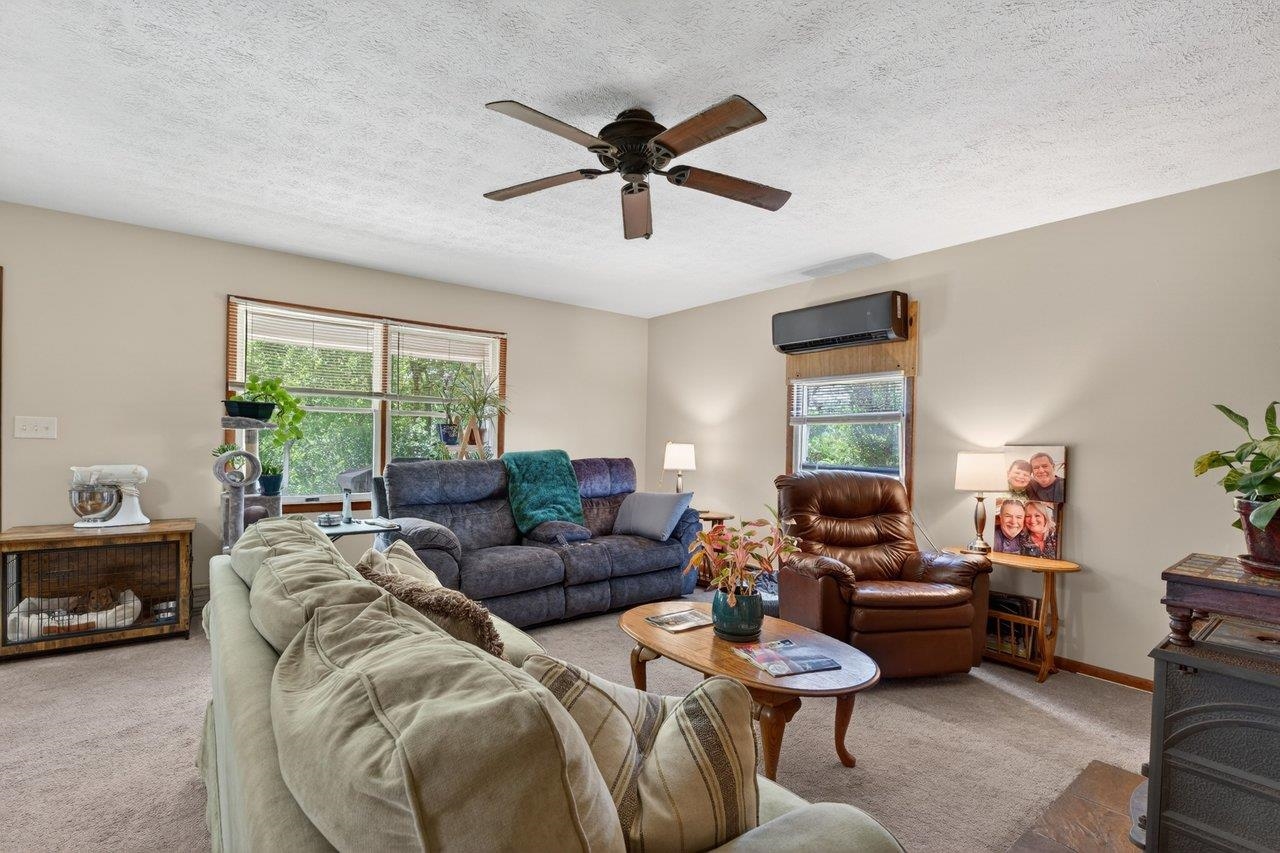 3398 OLD THIRTY THREE RD, ROCKINGHAM, Virginia 22801, 5 Bedrooms Bedrooms, ,3 BathroomsBathrooms,Residential,3398 OLD THIRTY THREE RD,678034 MLS # 678034 3398 OLD THIRTY THREE RD, ROCKINGHAM, Virginia 22801, 5 Bedrooms Bedrooms, ,3 BathroomsBathrooms,Residential,3398 OLD THIRTY THREE RD,678034 MLS # 678034