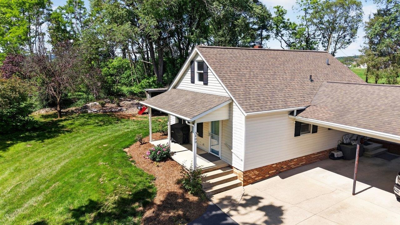 3398 OLD THIRTY THREE RD, ROCKINGHAM, Virginia 22801, 5 Bedrooms Bedrooms, ,3 BathroomsBathrooms,Residential,3398 OLD THIRTY THREE RD,678034 MLS # 678034 3398 OLD THIRTY THREE RD, ROCKINGHAM, Virginia 22801, 5 Bedrooms Bedrooms, ,3 BathroomsBathrooms,Residential,3398 OLD THIRTY THREE RD,678034 MLS # 678034