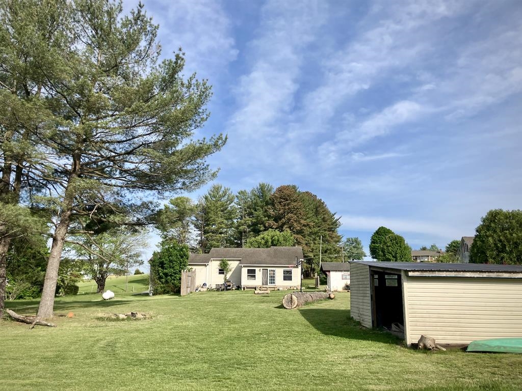 371 NATIONAL AVE, STAUNTON, Virginia 24401, 4 Bedrooms Bedrooms, ,1 BathroomBathrooms,Residential,371 NATIONAL AVE,678042 MLS # 678042 371 NATIONAL AVE, STAUNTON, Virginia 24401, 4 Bedrooms Bedrooms, ,1 BathroomBathrooms,Residential,371 NATIONAL AVE,678042 MLS # 678042