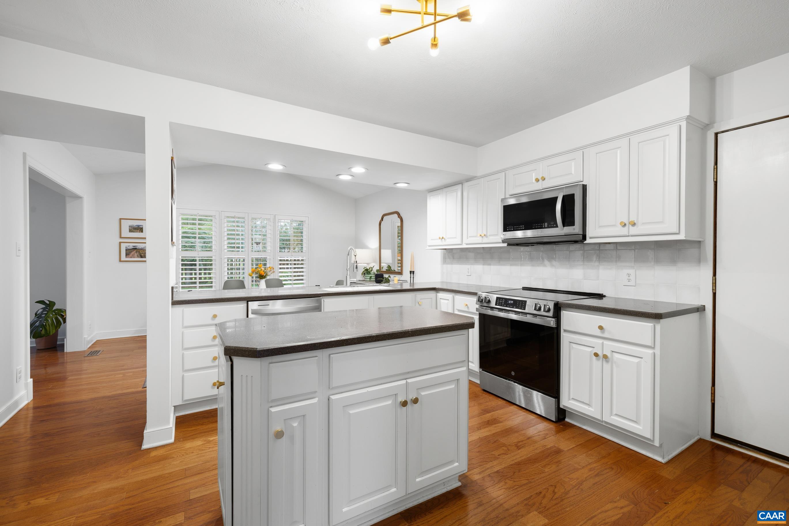 1518 OLD BROOK RD, CHARLOTTESVILLE, Virginia 22901, 3 Bedrooms Bedrooms, ,2 BathroomsBathrooms,Residential,1518 OLD BROOK RD,678049 MLS # 678049
