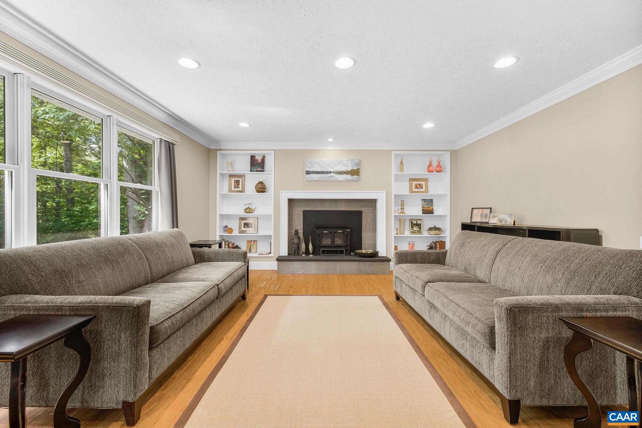 125 VINCENNES RD, CHARLOTTESVILLE, Virginia 22911, 4 Bedrooms Bedrooms, ,2 BathroomsBathrooms,Residential,125 VINCENNES RD,678051 MLS # 678051