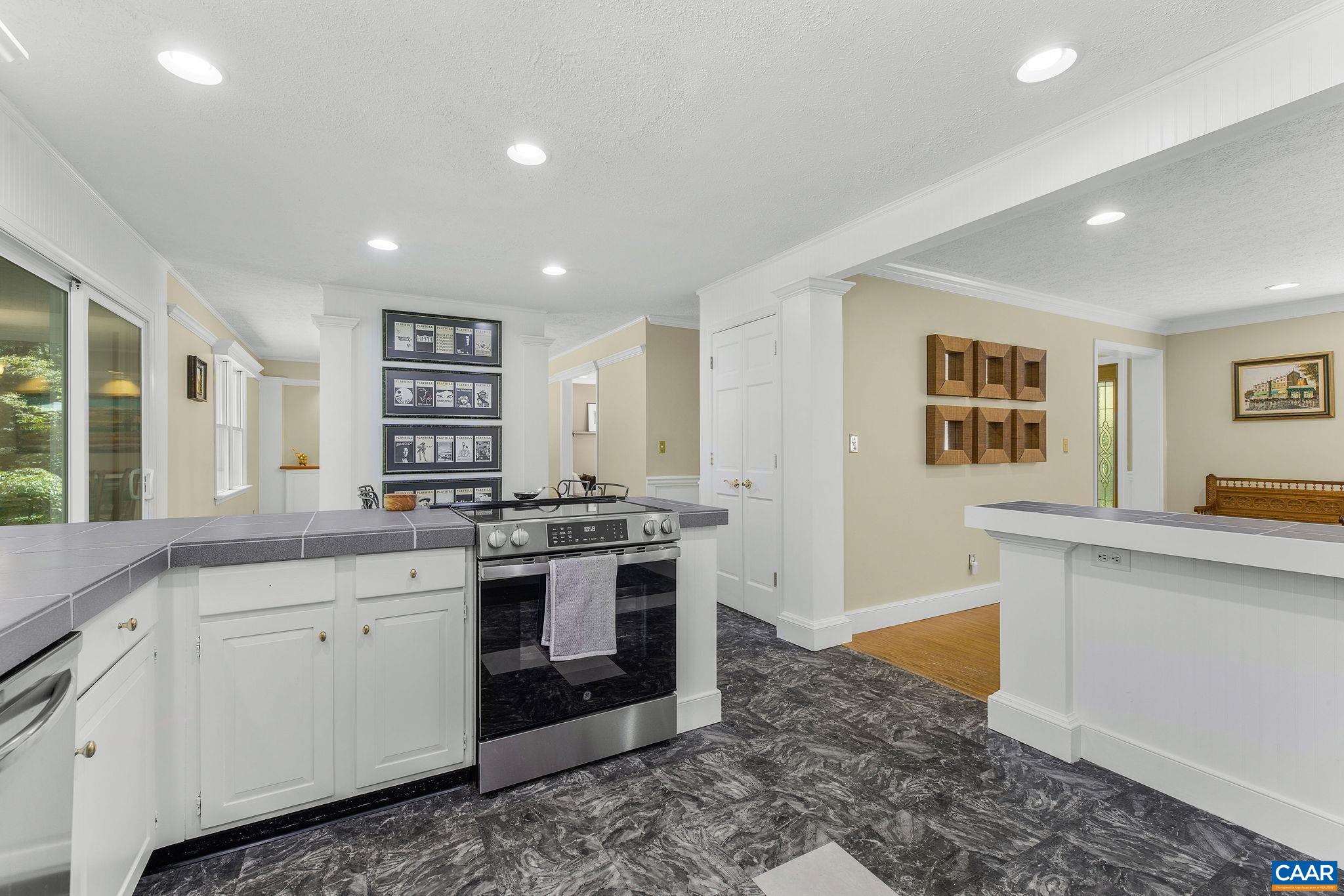 125 VINCENNES RD, CHARLOTTESVILLE, Virginia 22911, 4 Bedrooms Bedrooms, ,2 BathroomsBathrooms,Residential,125 VINCENNES RD,678051 MLS # 678051