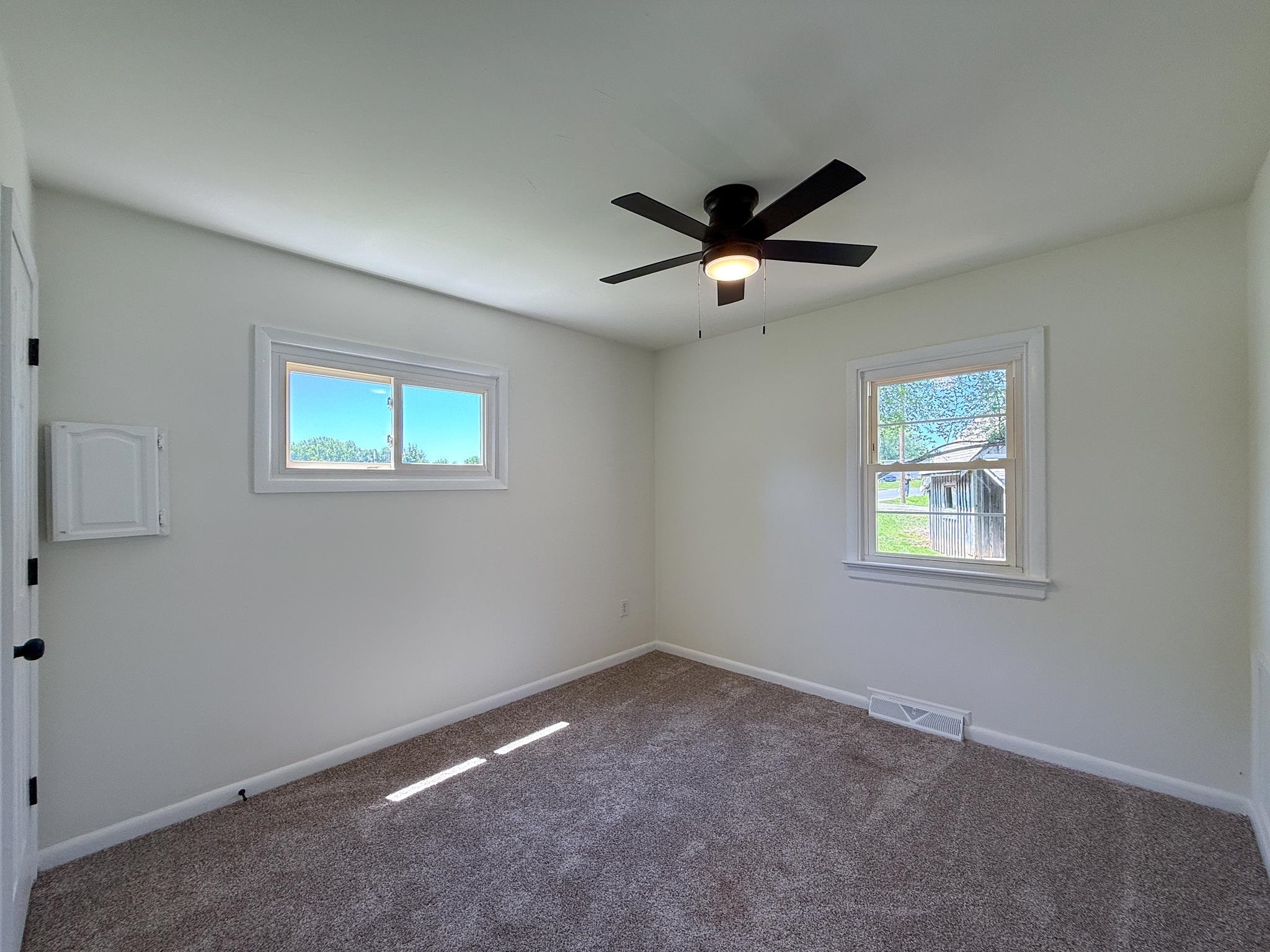 101 LOUDOUN AVE, WAYNESBORO, Virginia 22980, 3 Bedrooms Bedrooms, ,2 BathroomsBathrooms,Residential,101 LOUDOUN AVE,678052 MLS # 678052 101 LOUDOUN AVE, WAYNESBORO, Virginia 22980, 3 Bedrooms Bedrooms, ,2 BathroomsBathrooms,Residential,101 LOUDOUN AVE,678052 MLS # 678052