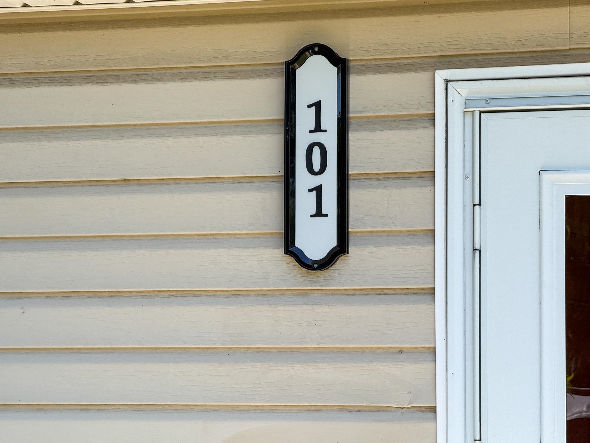 101 LOUDOUN AVE, WAYNESBORO, Virginia 22980, 3 Bedrooms Bedrooms, ,2 BathroomsBathrooms,Residential,101 LOUDOUN AVE,678052 MLS # 678052 101 LOUDOUN AVE, WAYNESBORO, Virginia 22980, 3 Bedrooms Bedrooms, ,2 BathroomsBathrooms,Residential,101 LOUDOUN AVE,678052 MLS # 678052