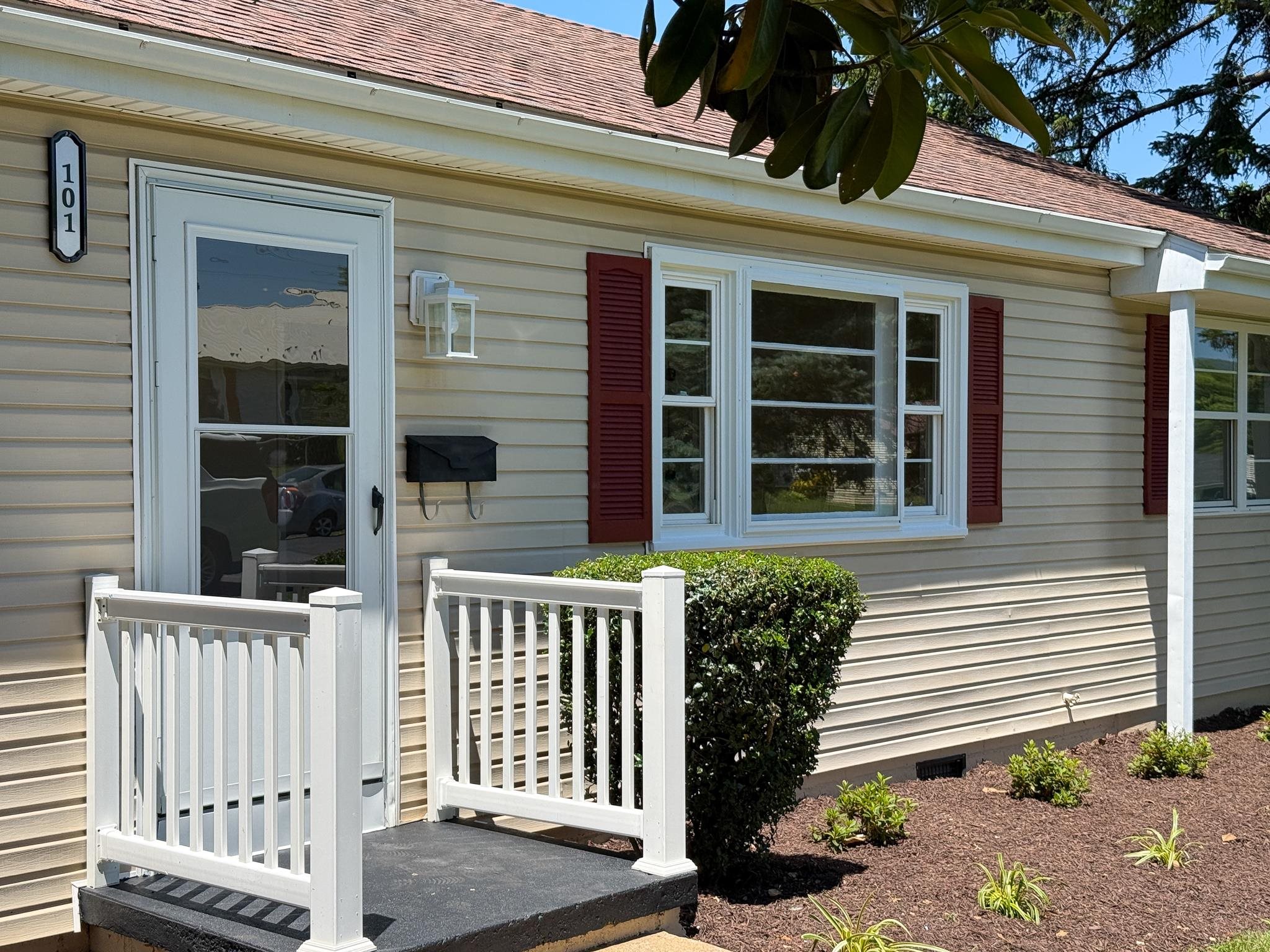 101 LOUDOUN AVE, WAYNESBORO, Virginia 22980, 3 Bedrooms Bedrooms, ,2 BathroomsBathrooms,Residential,101 LOUDOUN AVE,678052 MLS # 678052 101 LOUDOUN AVE, WAYNESBORO, Virginia 22980, 3 Bedrooms Bedrooms, ,2 BathroomsBathrooms,Residential,101 LOUDOUN AVE,678052 MLS # 678052