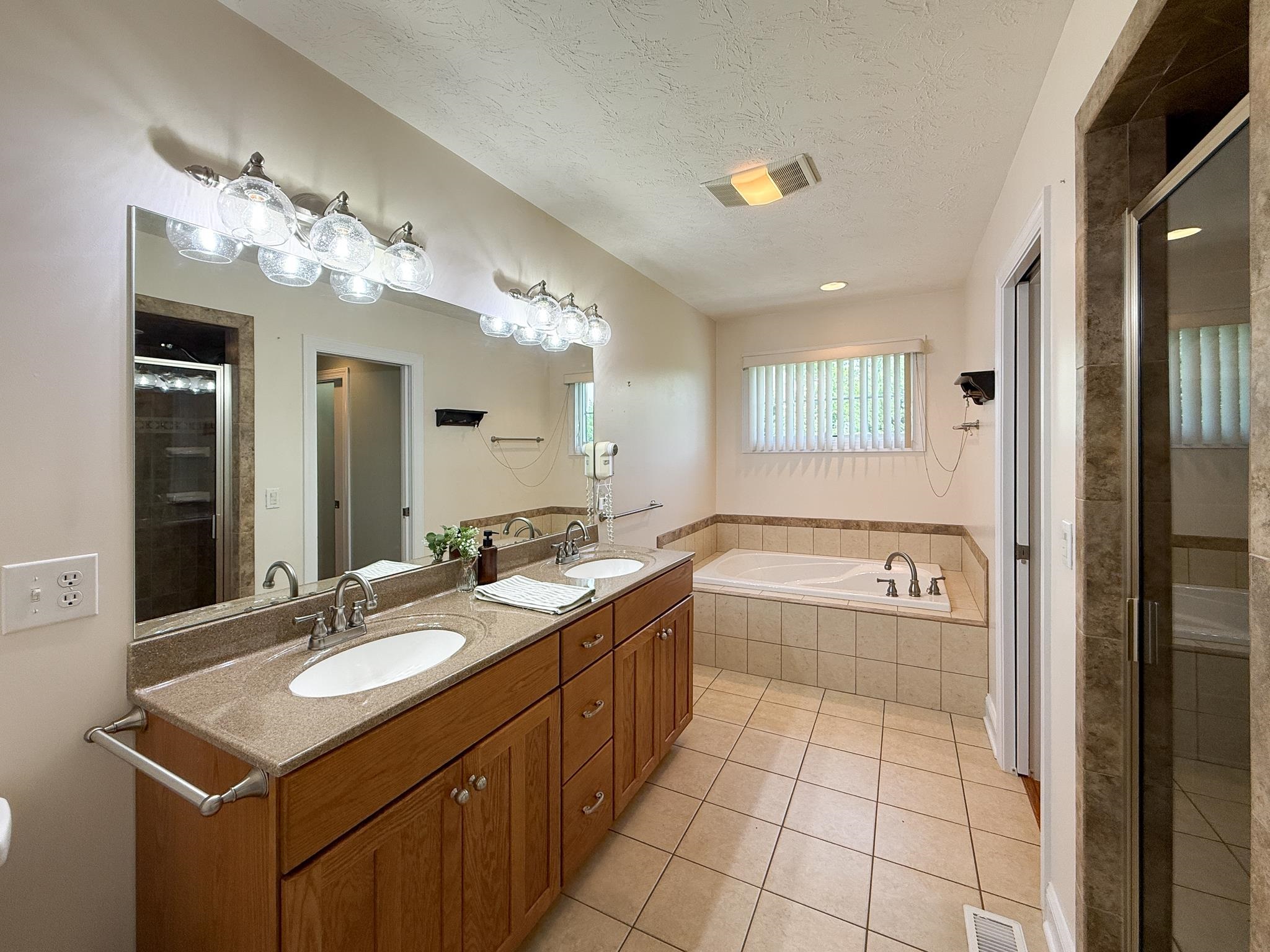 43 LYNN CIR, STUARTS DRAFT, Virginia 24477, 3 Bedrooms Bedrooms, ,2 BathroomsBathrooms,Residential,43 LYNN CIR,678054 MLS # 678054 43 LYNN CIR, STUARTS DRAFT, Virginia 24477, 3 Bedrooms Bedrooms, ,2 BathroomsBathrooms,Residential,43 LYNN CIR,678054 MLS # 678054
