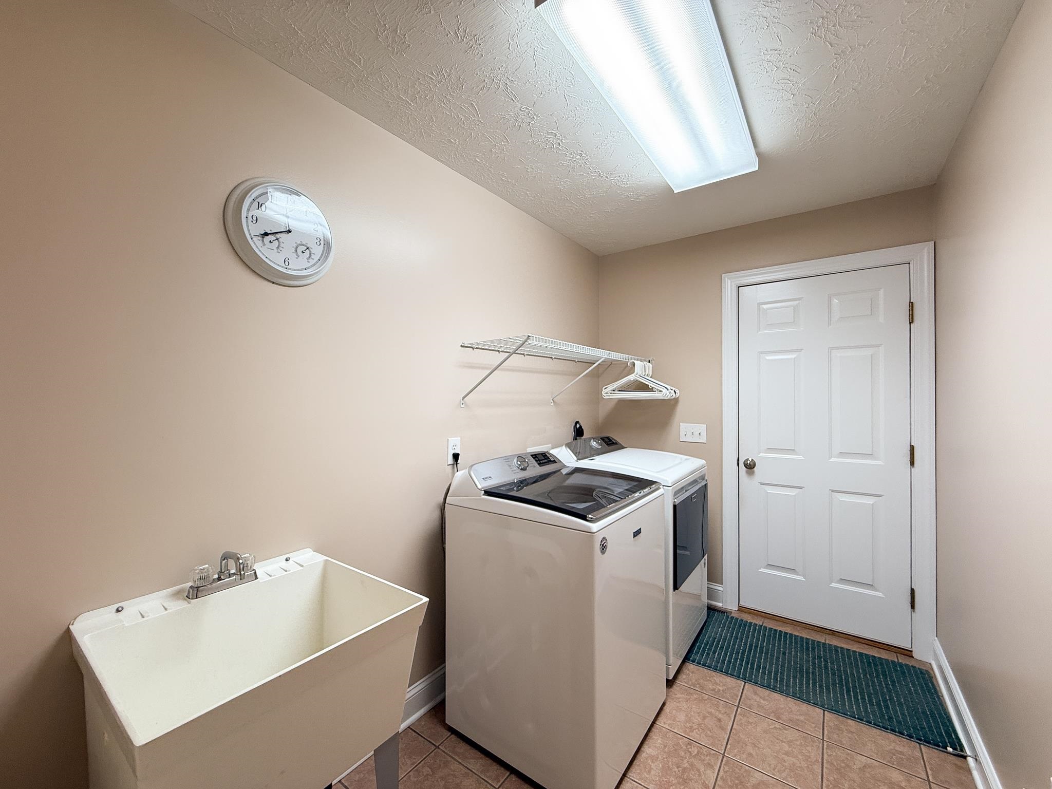 43 LYNN CIR, STUARTS DRAFT, Virginia 24477, 3 Bedrooms Bedrooms, ,2 BathroomsBathrooms,Residential,43 LYNN CIR,678054 MLS # 678054 43 LYNN CIR, STUARTS DRAFT, Virginia 24477, 3 Bedrooms Bedrooms, ,2 BathroomsBathrooms,Residential,43 LYNN CIR,678054 MLS # 678054