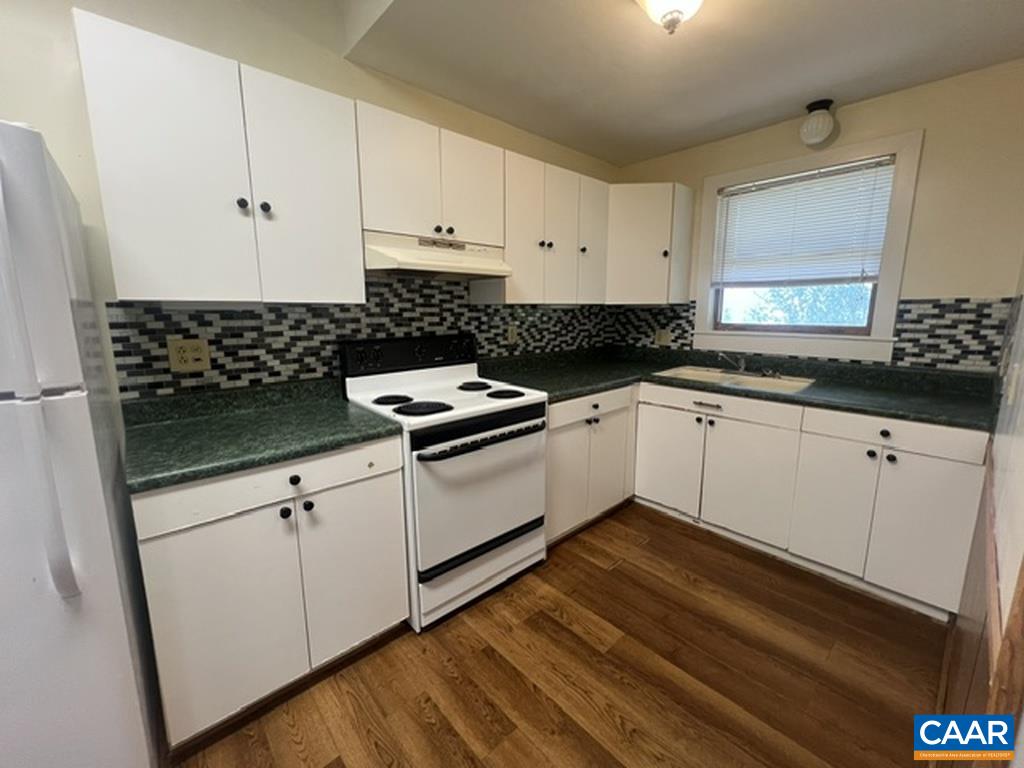 871 NEW HOPE RD, STAUNTON, Virginia 24401, 2 Bedrooms Bedrooms, ,1 BathroomBathrooms,Residential,871 NEW HOPE RD,678058 MLS # 678058
