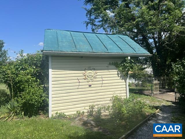 871 NEW HOPE RD, STAUNTON, Virginia 24401, 2 Bedrooms Bedrooms, ,1 BathroomBathrooms,Residential,871 NEW HOPE RD,678058 MLS # 678058