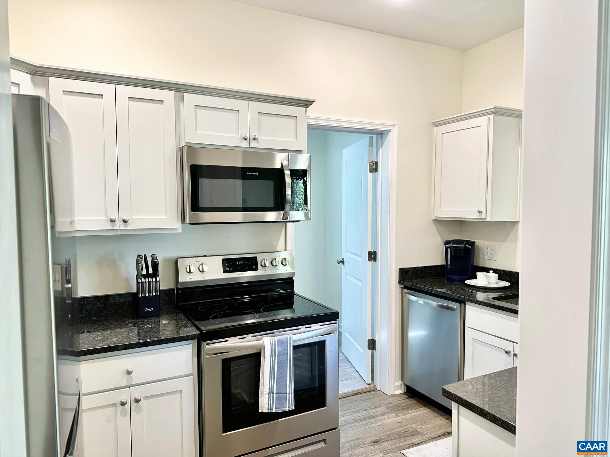 911 WEST ST, CHARLOTTESVILLE, Virginia 22903, ,Residential,911 WEST ST,677869 MLS # 677869