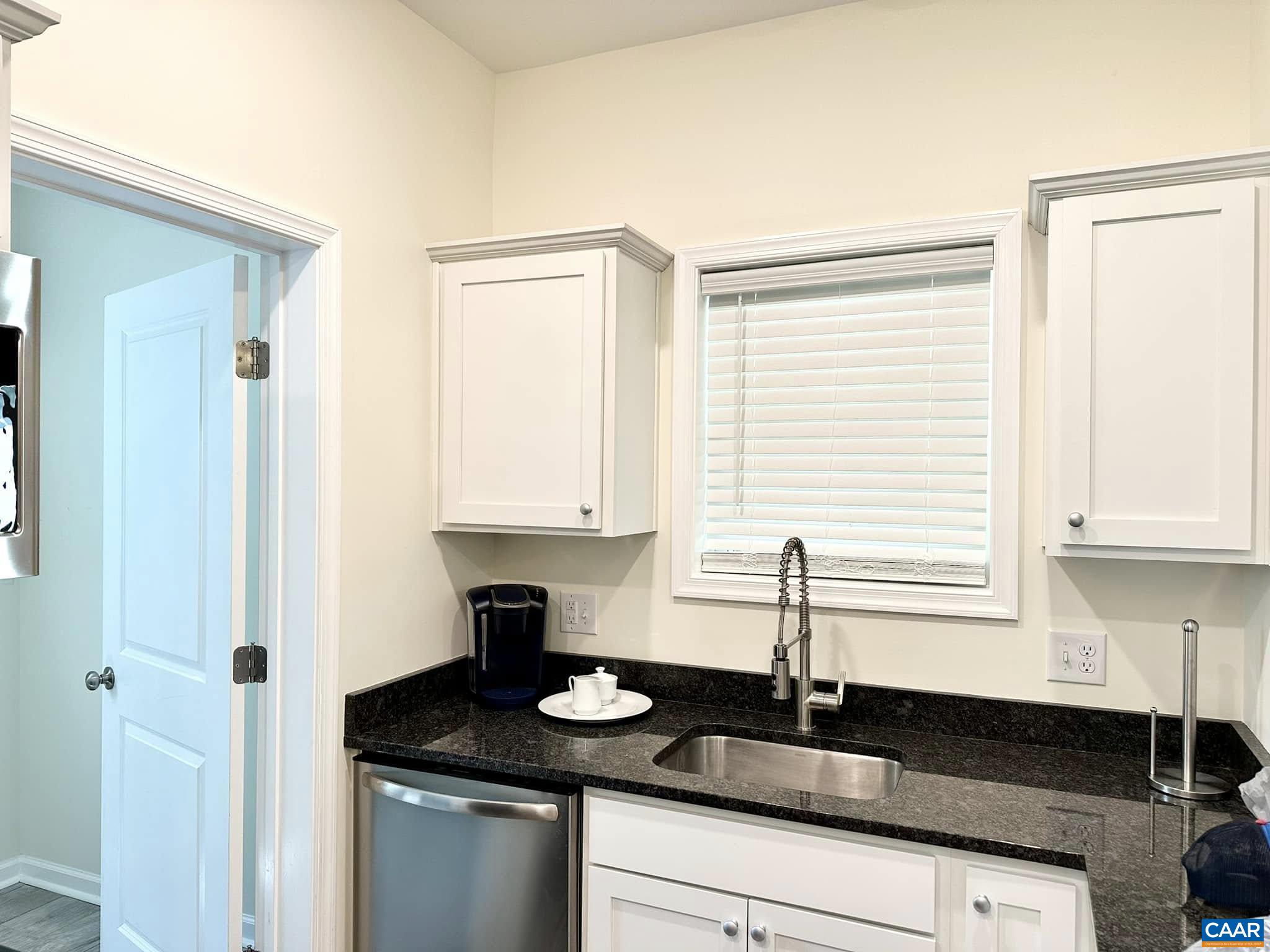 911 WEST ST, CHARLOTTESVILLE, Virginia 22903, ,Residential,911 WEST ST,677869 MLS # 677869