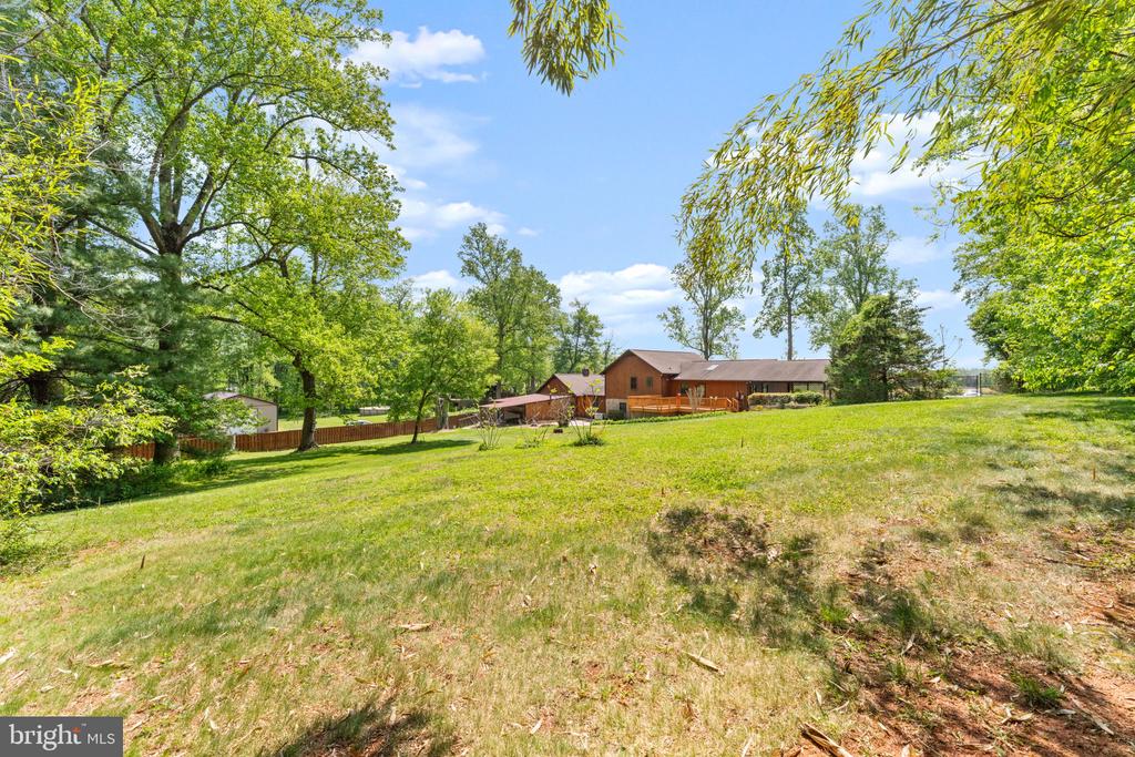 14945 LEE HIGHWAY, AMISSVILLE, Virginia 20106, 4 Bedrooms Bedrooms, ,2 BathroomsBathrooms,Residential,14945 LEE HIGHWAY,VARP2002594 MLS # VARP2002594 14945 LEE HIGHWAY, AMISSVILLE, Virginia 20106, 4 Bedrooms Bedrooms, ,2 BathroomsBathrooms,Residential,14945 LEE HIGHWAY,VARP2002594 MLS # VARP2002594