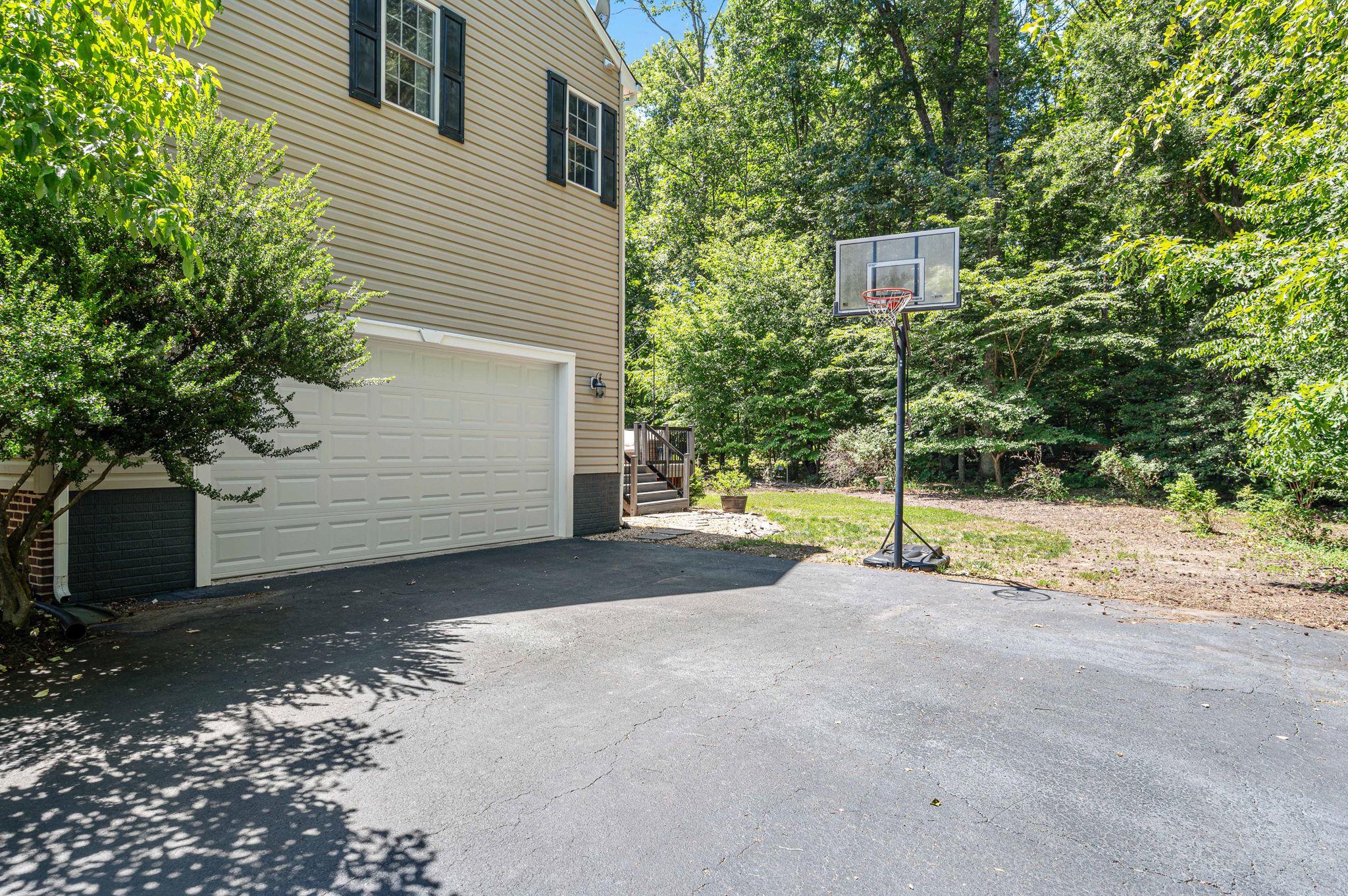 11203 LYNETTE CT, FREDERICKSBURG, Virginia 22408, 5 Bedrooms Bedrooms, ,3 BathroomsBathrooms,Residential,11203 LYNETTE CT,VASP2042088 MLS # VASP2042088 11203 LYNETTE CT, FREDERICKSBURG, Virginia 22408, 5 Bedrooms Bedrooms, ,3 BathroomsBathrooms,Residential,11203 LYNETTE CT,VASP2042088 MLS # VASP2042088