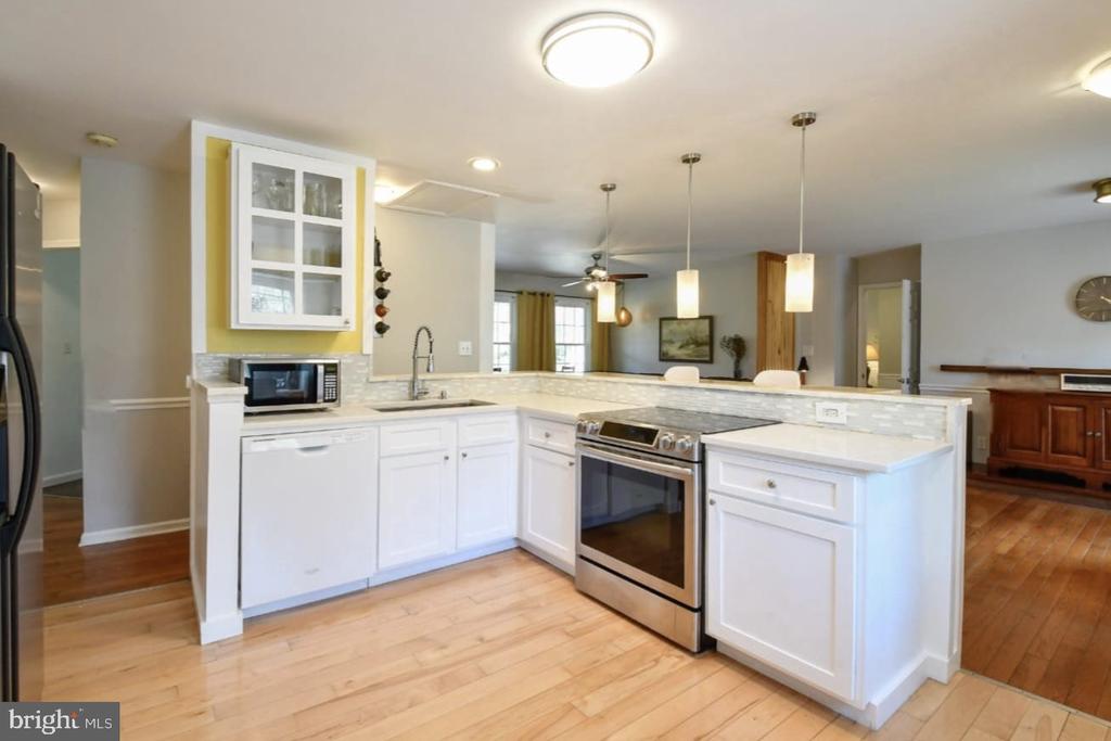 10816 CRESTWOOD DR, SPOTSYLVANIA, Virginia 22553, 3 Bedrooms Bedrooms, ,2 BathroomsBathrooms,Residential,10816 CRESTWOOD DR,VASP2042246 MLS # VASP2042246 10816 CRESTWOOD DR, SPOTSYLVANIA, Virginia 22553, 3 Bedrooms Bedrooms, ,2 BathroomsBathrooms,Residential,10816 CRESTWOOD DR,VASP2042246 MLS # VASP2042246