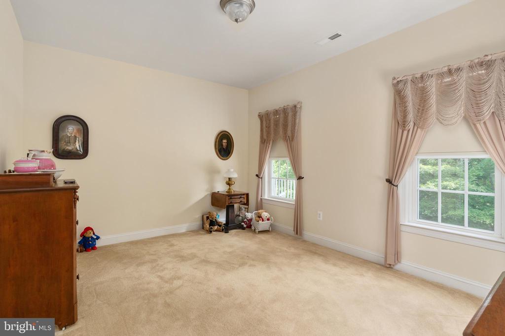 8622 LAROQUE RUN DR, FREDERICKSBURG, Virginia 22407, 4 Bedrooms Bedrooms, ,4 BathroomsBathrooms,Residential,8622 LAROQUE RUN DR,VASP2042228 MLS # VASP2042228 8622 LAROQUE RUN DR, FREDERICKSBURG, Virginia 22407, 4 Bedrooms Bedrooms, ,4 BathroomsBathrooms,Residential,8622 LAROQUE RUN DR,VASP2042228 MLS # VASP2042228
