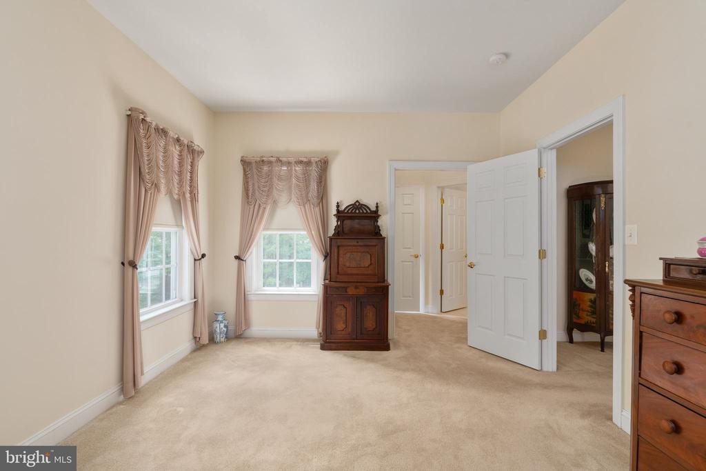 8622 LAROQUE RUN DR, FREDERICKSBURG, Virginia 22407, 4 Bedrooms Bedrooms, ,4 BathroomsBathrooms,Residential,8622 LAROQUE RUN DR,VASP2042228 MLS # VASP2042228 8622 LAROQUE RUN DR, FREDERICKSBURG, Virginia 22407, 4 Bedrooms Bedrooms, ,4 BathroomsBathrooms,Residential,8622 LAROQUE RUN DR,VASP2042228 MLS # VASP2042228