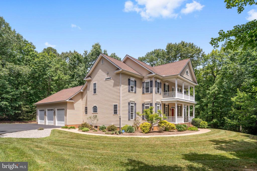 8622 LAROQUE RUN DR, FREDERICKSBURG, Virginia 22407, 4 Bedrooms Bedrooms, ,4 BathroomsBathrooms,Residential,8622 LAROQUE RUN DR,VASP2042228 MLS # VASP2042228 8622 LAROQUE RUN DR, FREDERICKSBURG, Virginia 22407, 4 Bedrooms Bedrooms, ,4 BathroomsBathrooms,Residential,8622 LAROQUE RUN DR,VASP2042228 MLS # VASP2042228