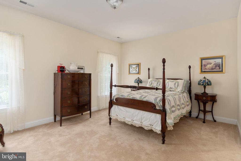 8622 LAROQUE RUN DR, FREDERICKSBURG, Virginia 22407, 4 Bedrooms Bedrooms, ,4 BathroomsBathrooms,Residential,8622 LAROQUE RUN DR,VASP2042228 MLS # VASP2042228 8622 LAROQUE RUN DR, FREDERICKSBURG, Virginia 22407, 4 Bedrooms Bedrooms, ,4 BathroomsBathrooms,Residential,8622 LAROQUE RUN DR,VASP2042228 MLS # VASP2042228