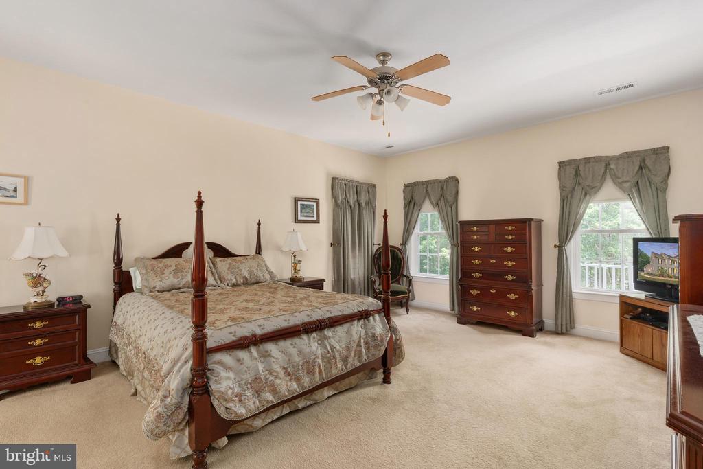 8622 LAROQUE RUN DR, FREDERICKSBURG, Virginia 22407, 4 Bedrooms Bedrooms, ,4 BathroomsBathrooms,Residential,8622 LAROQUE RUN DR,VASP2042228 MLS # VASP2042228 8622 LAROQUE RUN DR, FREDERICKSBURG, Virginia 22407, 4 Bedrooms Bedrooms, ,4 BathroomsBathrooms,Residential,8622 LAROQUE RUN DR,VASP2042228 MLS # VASP2042228