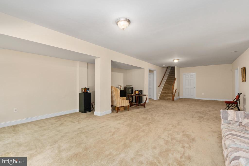 8622 LAROQUE RUN DR, FREDERICKSBURG, Virginia 22407, 4 Bedrooms Bedrooms, ,4 BathroomsBathrooms,Residential,8622 LAROQUE RUN DR,VASP2042228 MLS # VASP2042228 8622 LAROQUE RUN DR, FREDERICKSBURG, Virginia 22407, 4 Bedrooms Bedrooms, ,4 BathroomsBathrooms,Residential,8622 LAROQUE RUN DR,VASP2042228 MLS # VASP2042228