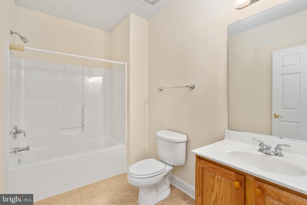 8622 LAROQUE RUN DR, FREDERICKSBURG, Virginia 22407, 4 Bedrooms Bedrooms, ,4 BathroomsBathrooms,Residential,8622 LAROQUE RUN DR,VASP2042228 MLS # VASP2042228 8622 LAROQUE RUN DR, FREDERICKSBURG, Virginia 22407, 4 Bedrooms Bedrooms, ,4 BathroomsBathrooms,Residential,8622 LAROQUE RUN DR,VASP2042228 MLS # VASP2042228