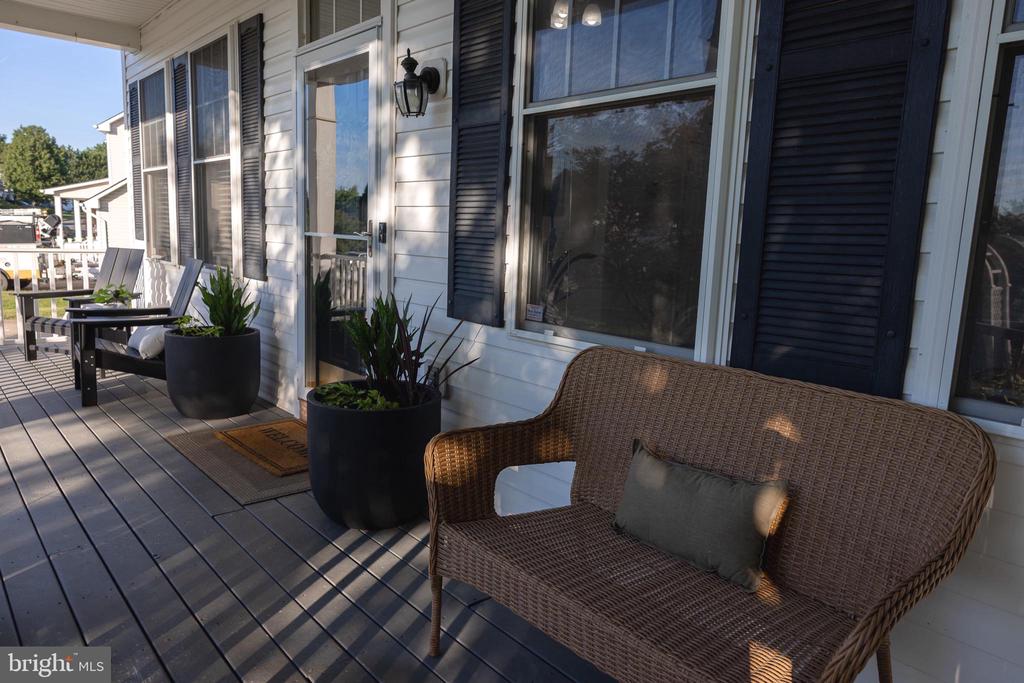 8411 ELDORADO DR, MARSHALL, Virginia 20115, 3 Bedrooms Bedrooms, ,2 BathroomsBathrooms,Residential,8411 ELDORADO DR,VAFQ2022206 MLS # VAFQ2022206 8411 ELDORADO DR, MARSHALL, Virginia 20115, 3 Bedrooms Bedrooms, ,2 BathroomsBathrooms,Residential,8411 ELDORADO DR,VAFQ2022206 MLS # VAFQ2022206