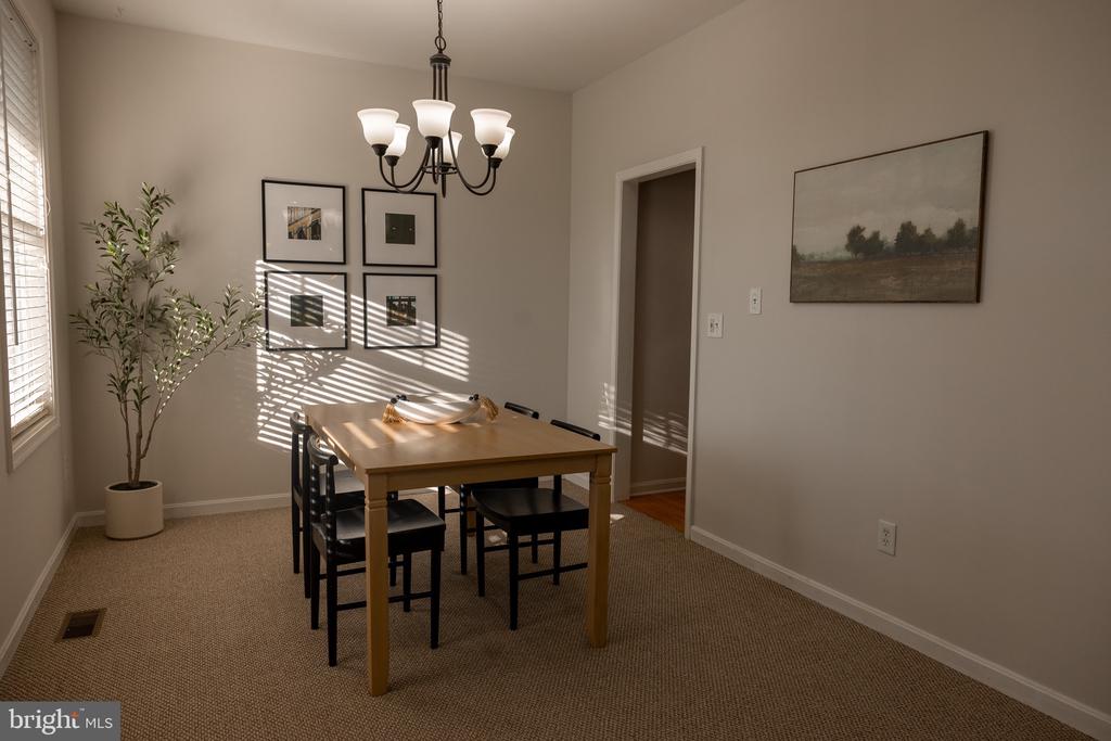 8411 ELDORADO DR, MARSHALL, Virginia 20115, 3 Bedrooms Bedrooms, ,2 BathroomsBathrooms,Residential,8411 ELDORADO DR,VAFQ2022206 MLS # VAFQ2022206 8411 ELDORADO DR, MARSHALL, Virginia 20115, 3 Bedrooms Bedrooms, ,2 BathroomsBathrooms,Residential,8411 ELDORADO DR,VAFQ2022206 MLS # VAFQ2022206