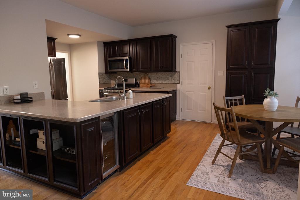 8411 ELDORADO DR, MARSHALL, Virginia 20115, 3 Bedrooms Bedrooms, ,2 BathroomsBathrooms,Residential,8411 ELDORADO DR,VAFQ2022206 MLS # VAFQ2022206 8411 ELDORADO DR, MARSHALL, Virginia 20115, 3 Bedrooms Bedrooms, ,2 BathroomsBathrooms,Residential,8411 ELDORADO DR,VAFQ2022206 MLS # VAFQ2022206